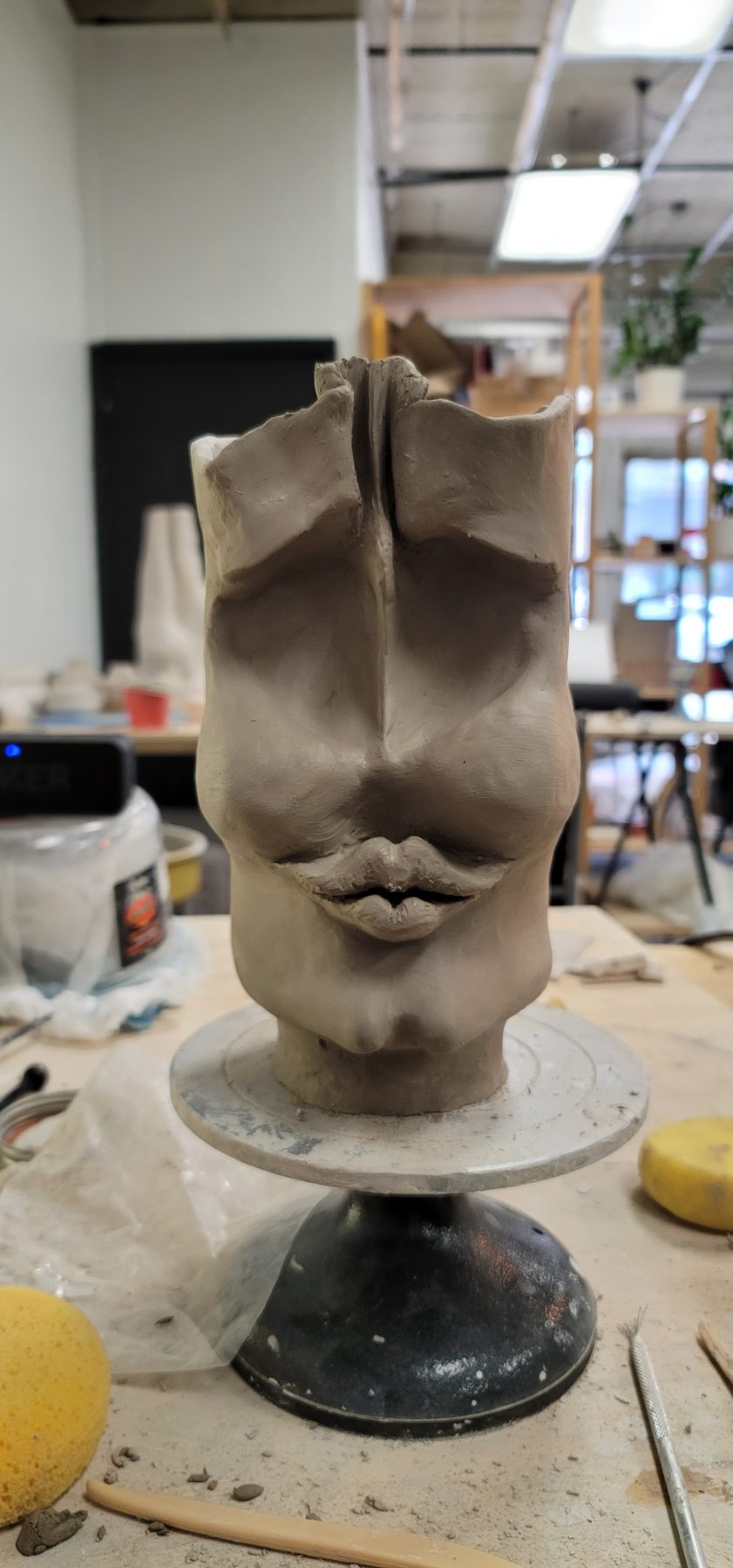 Emo Vase, 2025, To confirm